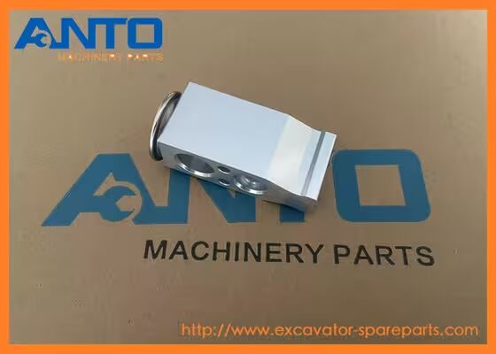 AN51515-A0490 विस्तार वाल्व KOMATSU PC27MR PC30MR PC35MR के लिए उत्खनन हवा कंडीशनर भागों